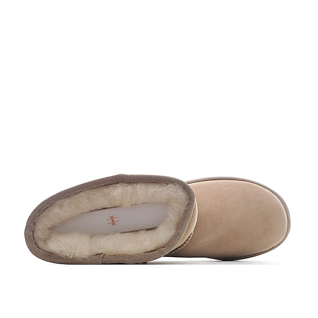 UGG Classic Mini series snow boots