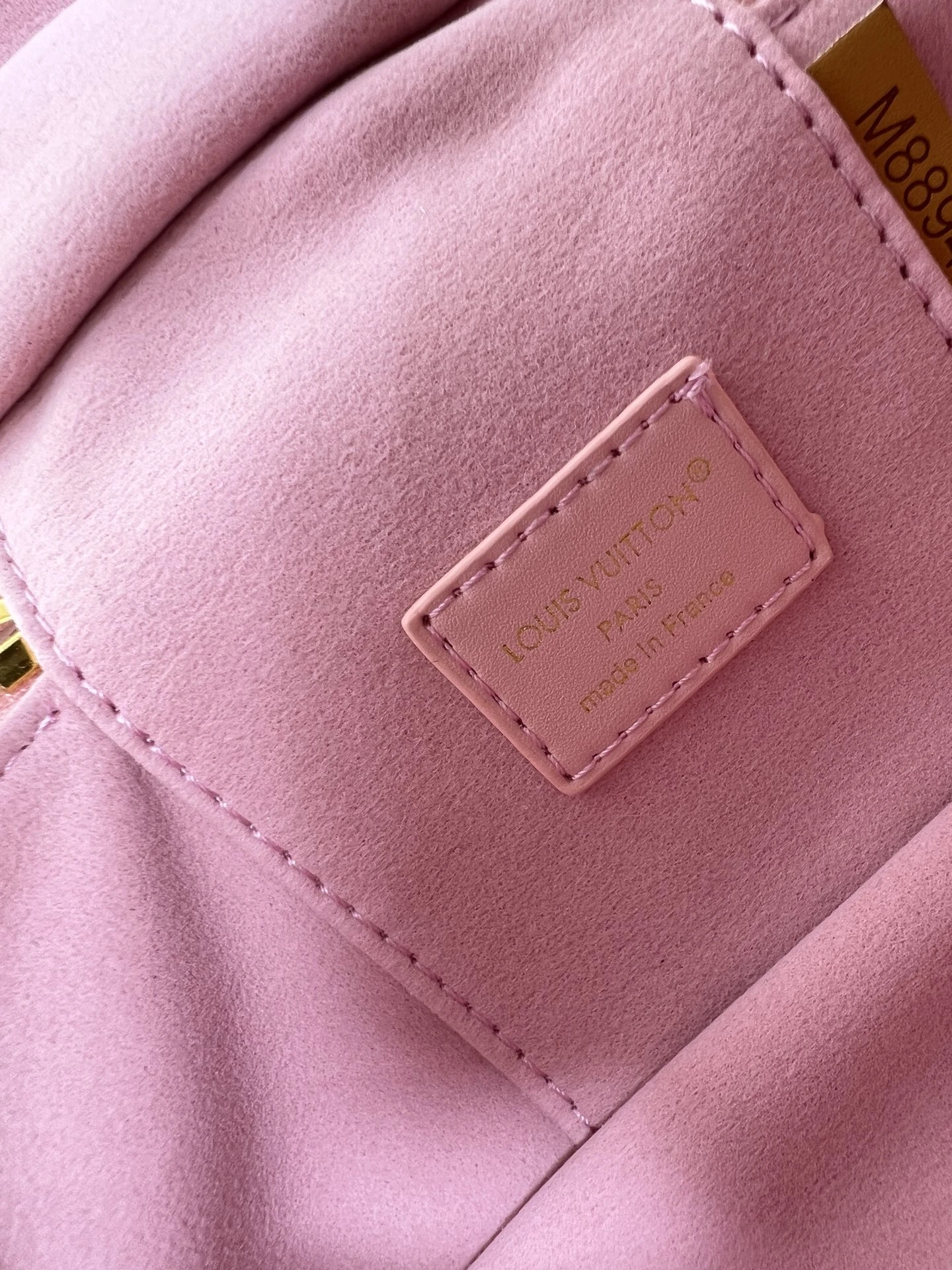 LV Vanity Chain Pouch