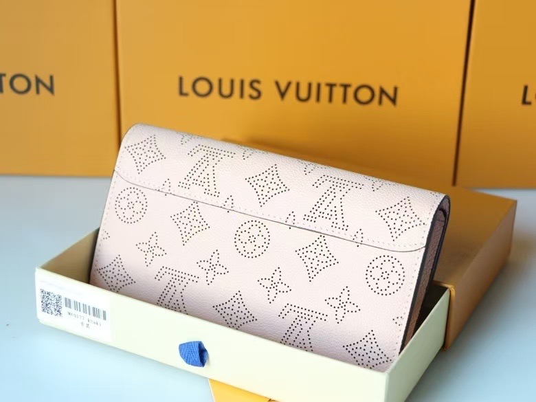 LV Iris