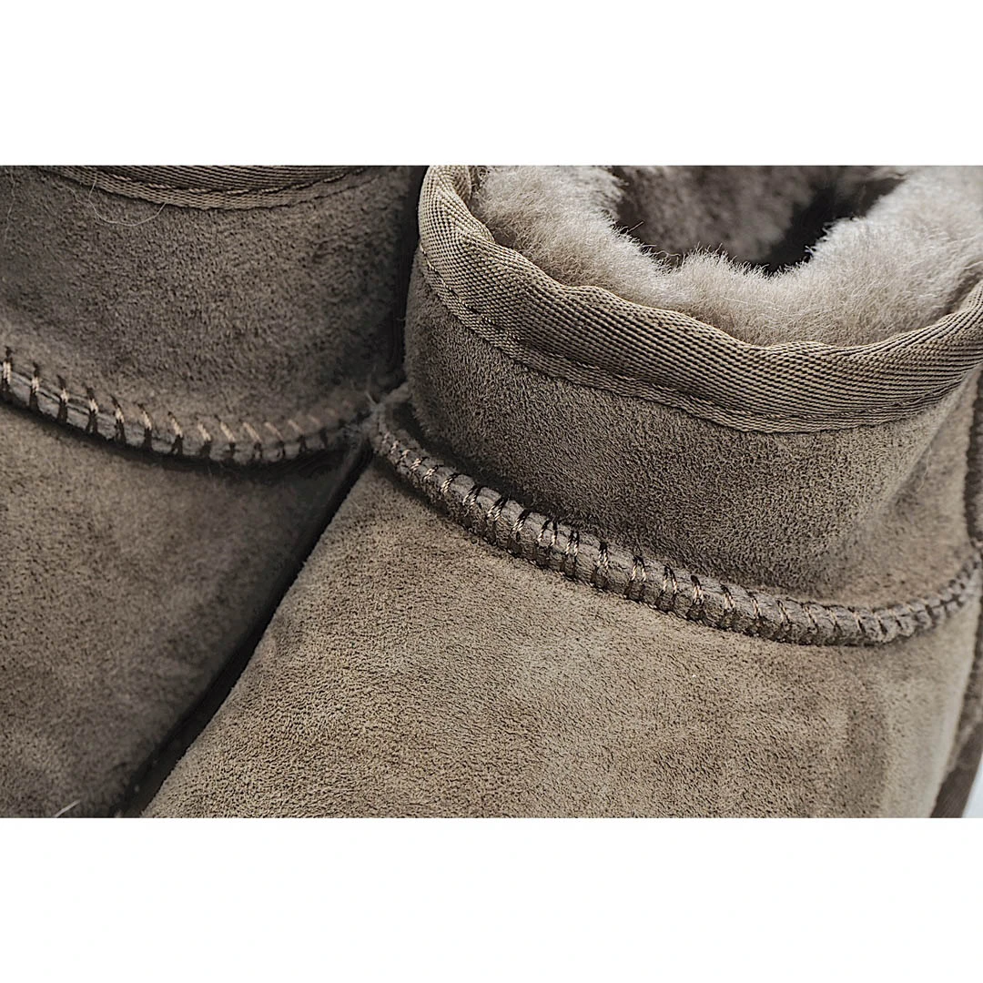 UGG Classic Mini series snow boots