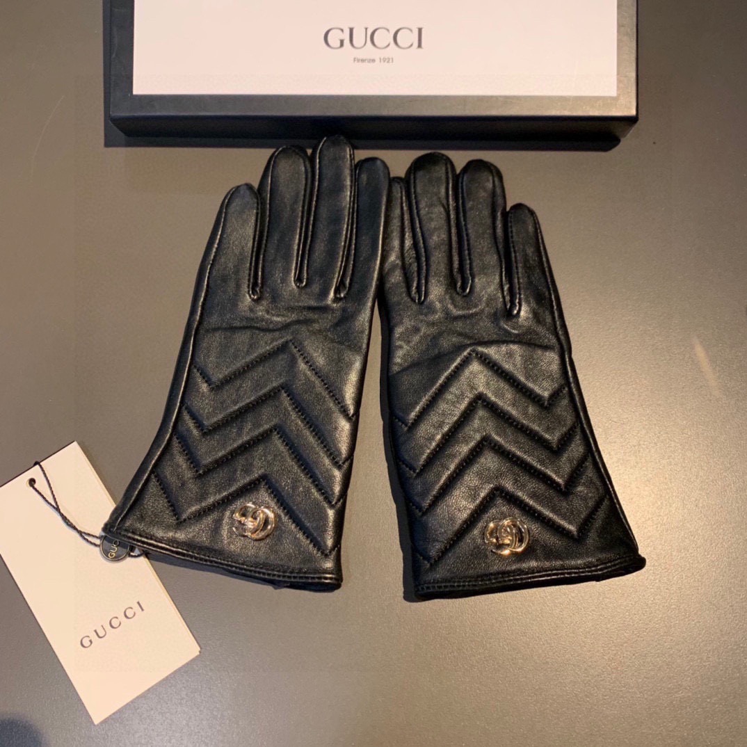 Gucci Gloves