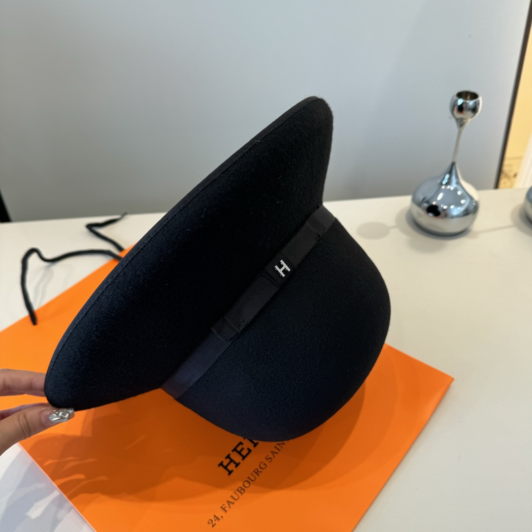 Hermes Bucket Hat