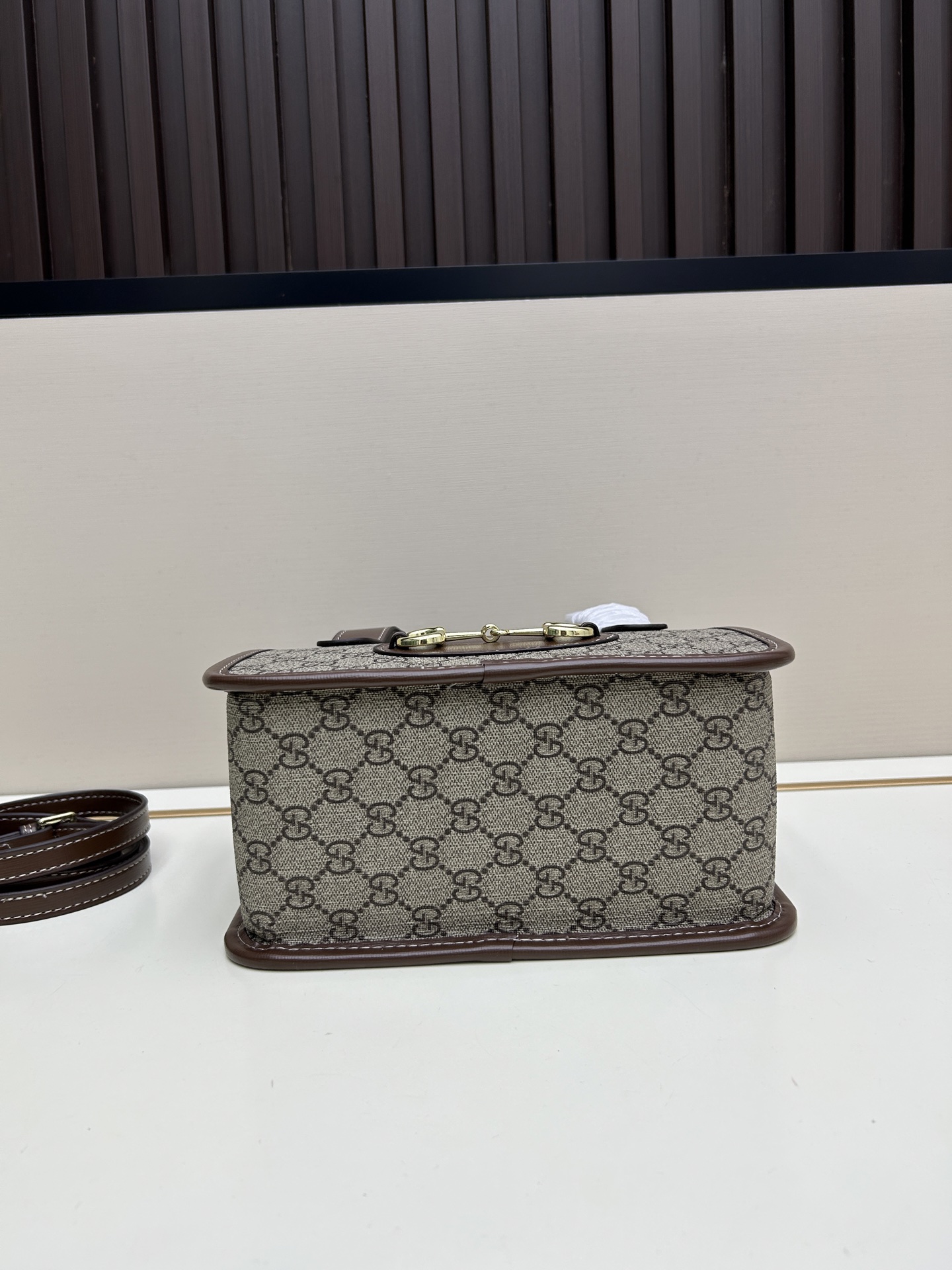 𝗚𝘂𝗰𝗰𝗶 𝗢𝗽𝗵𝗶𝗱𝗶𝗮 Handle Bag