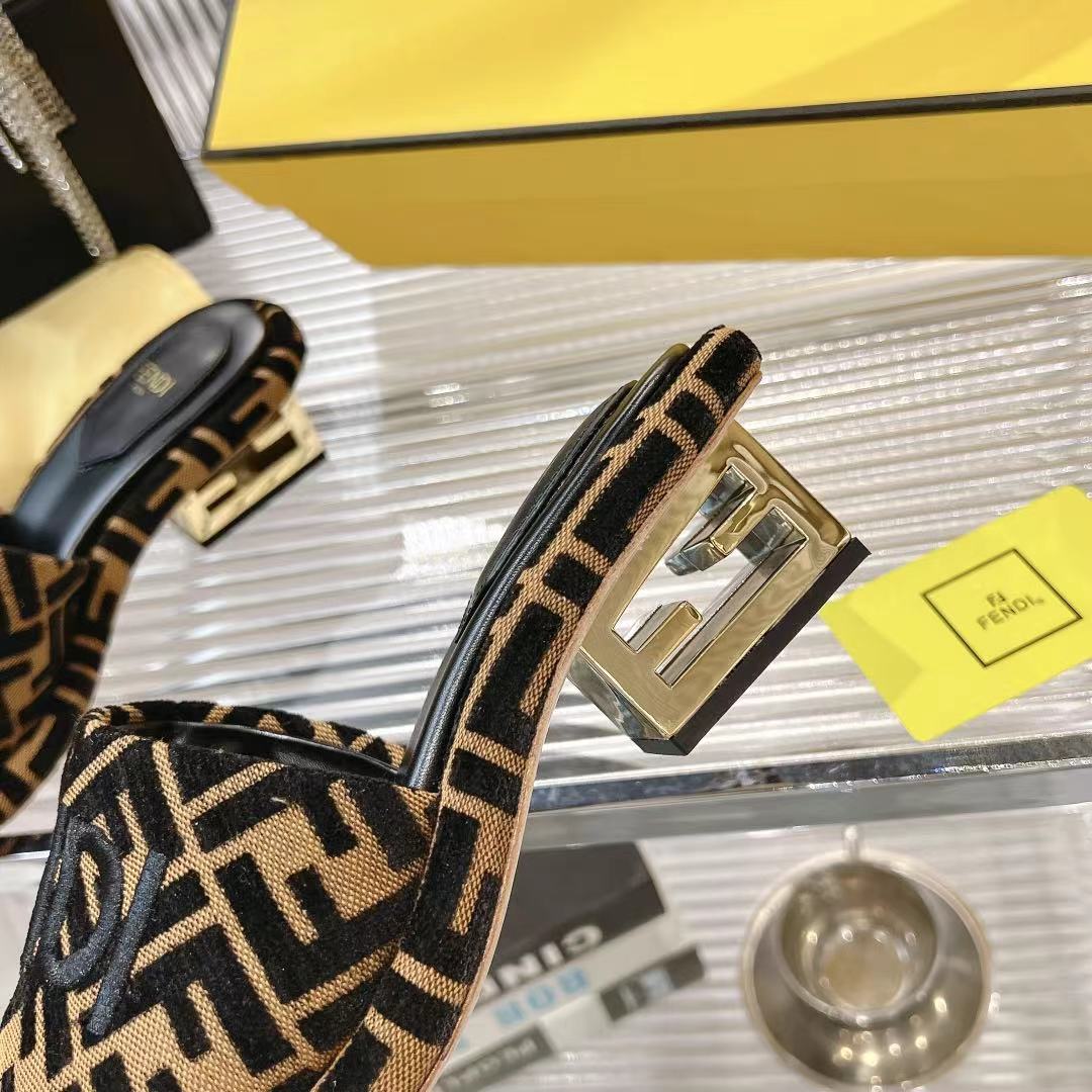 Fendi Slippers