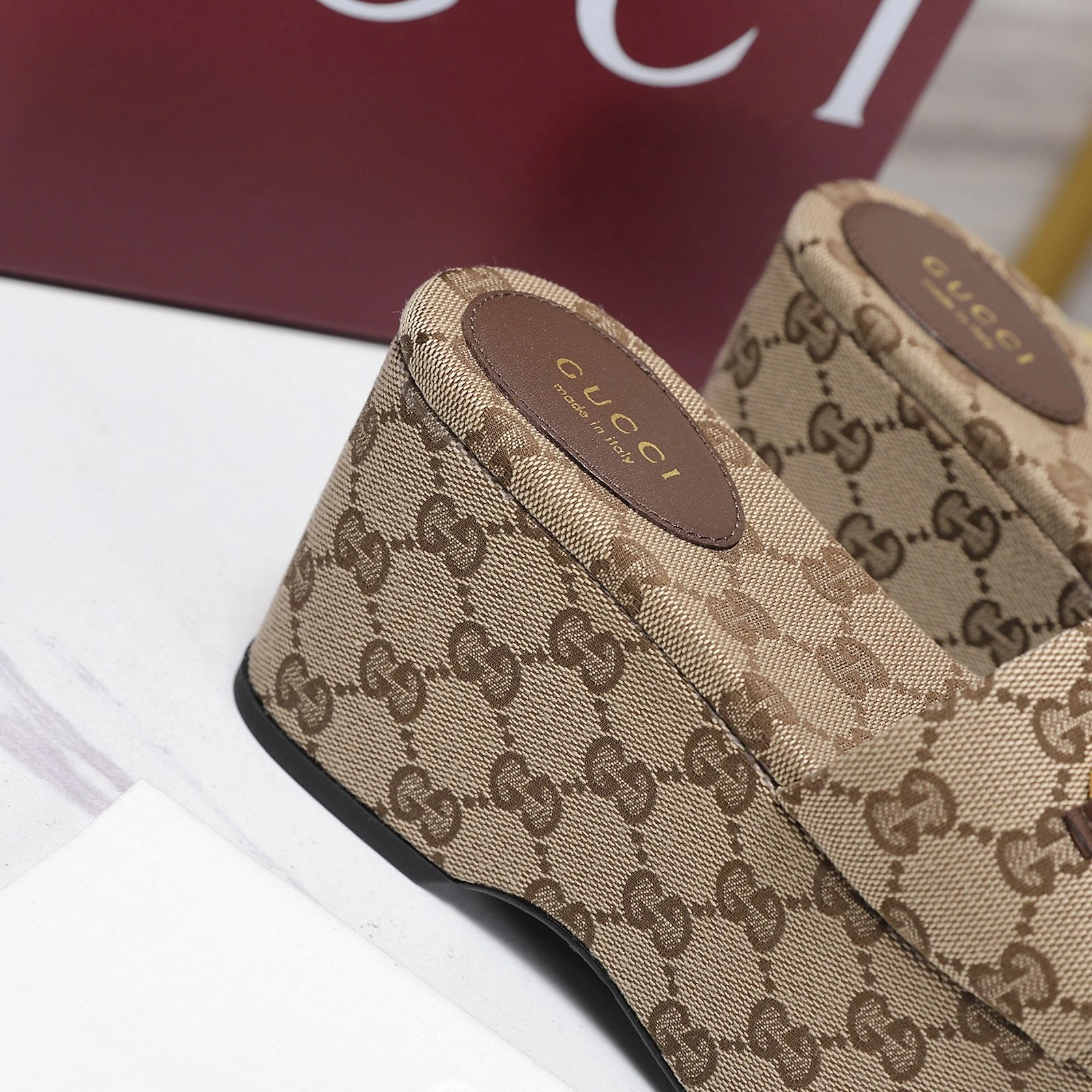 Gucci Slope Water Table Slippers