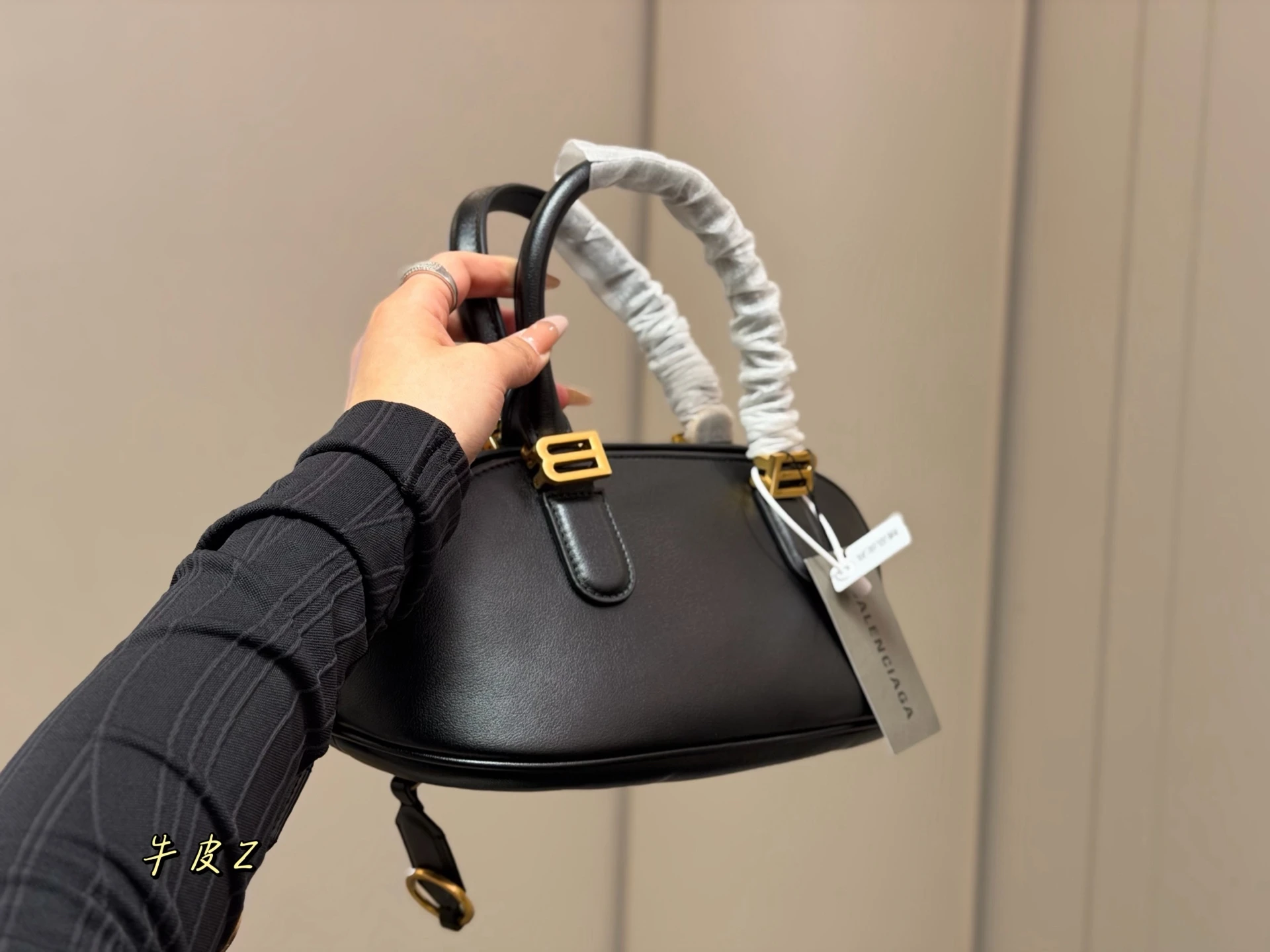 Balenciaga New Bowling Shell Bag