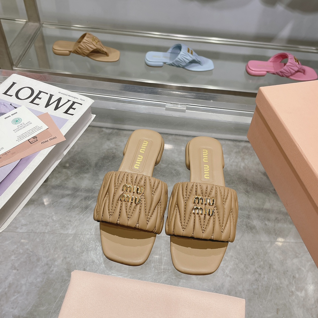 MiuMiu Slippers