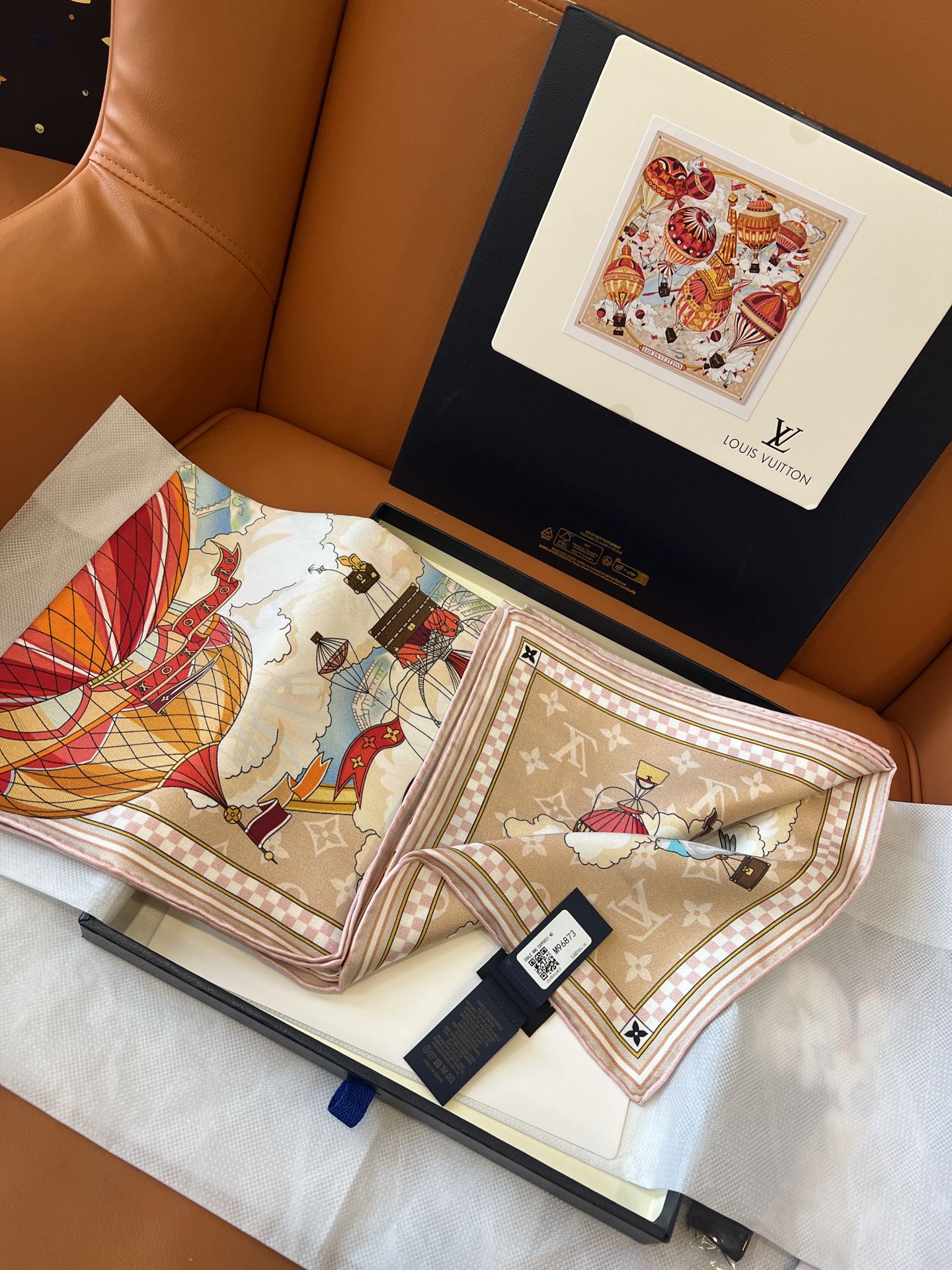 Louis Vuitton Scarves