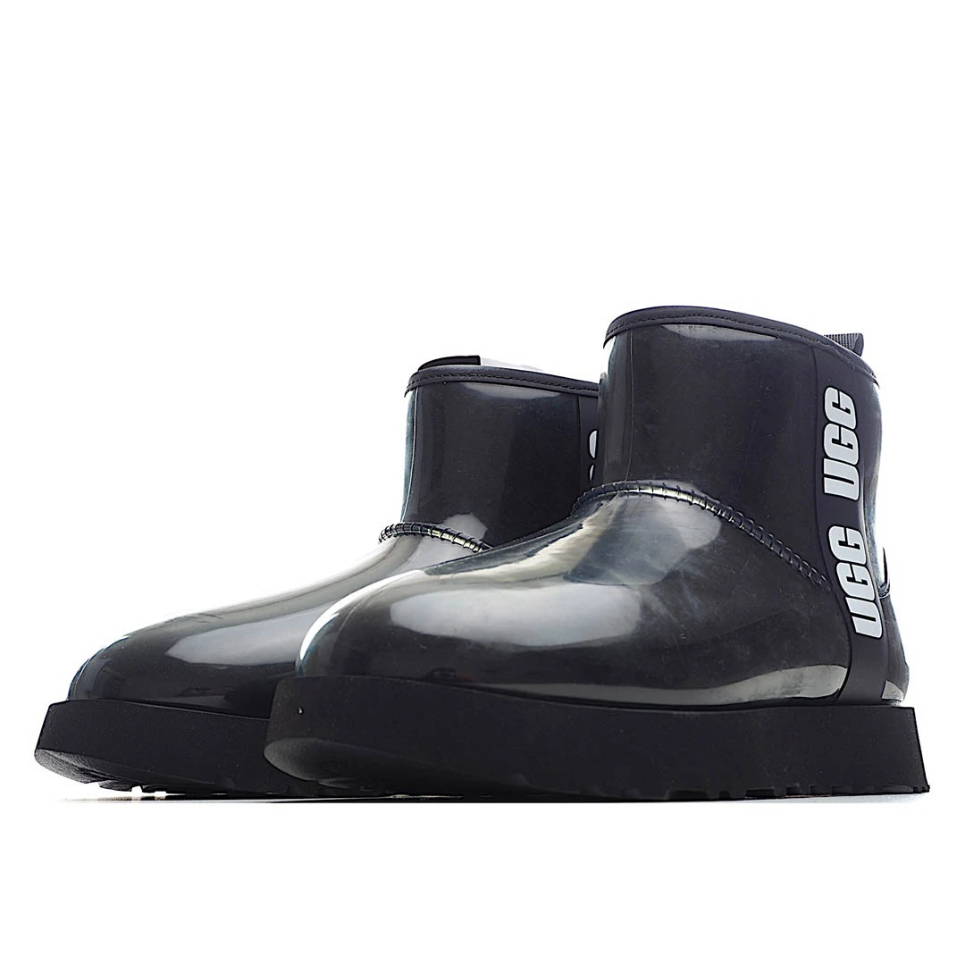 UGG Classic Mini series snow boots