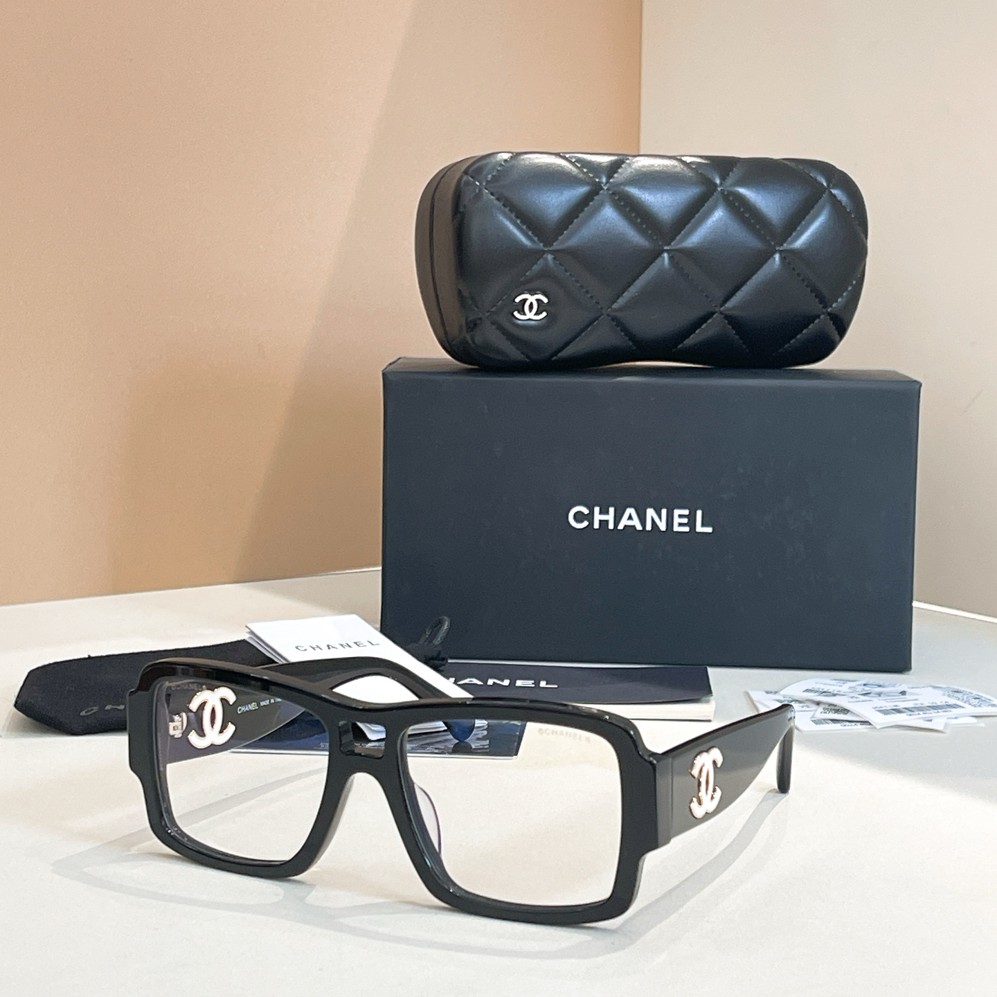 Chanel Sunglass