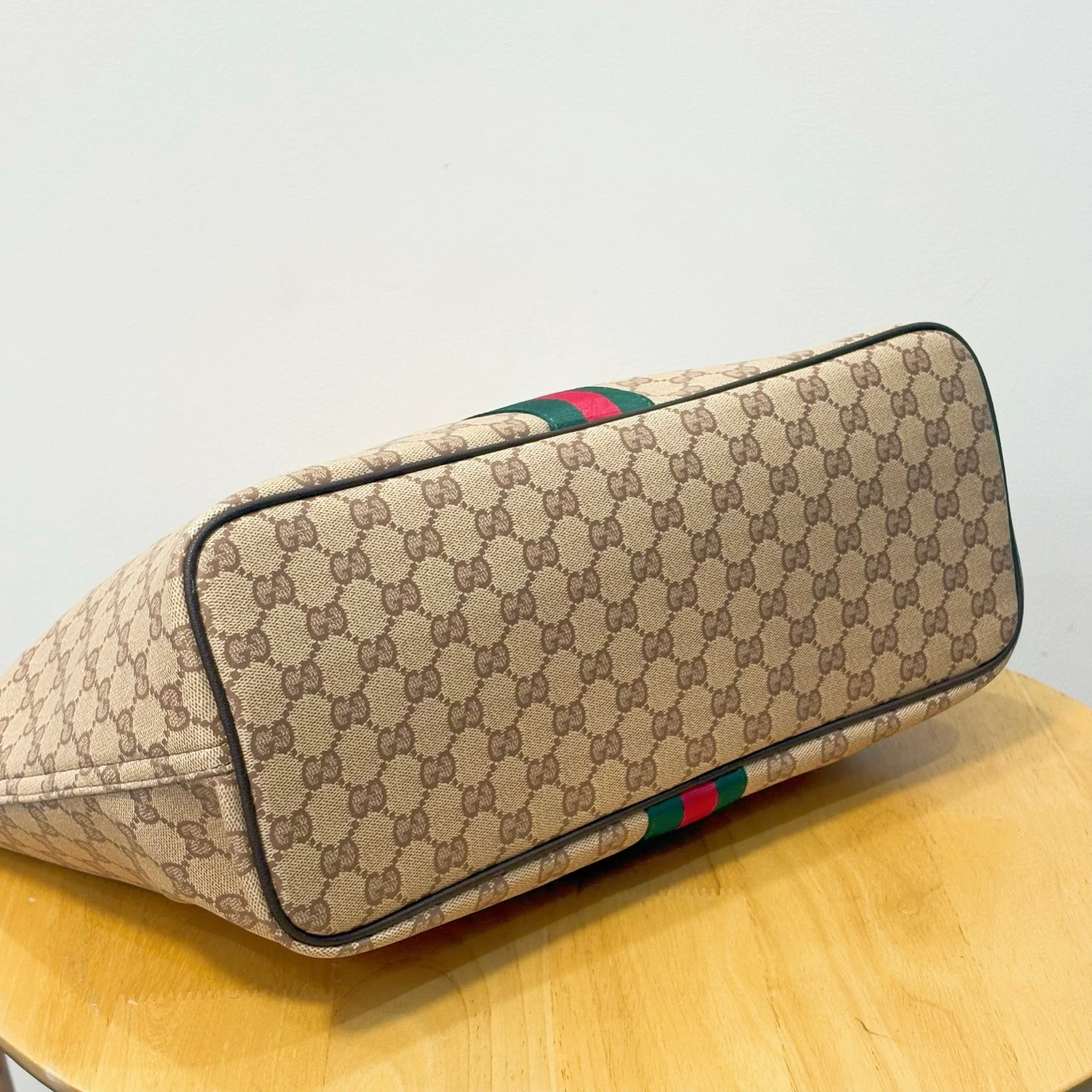 Gucci handbag