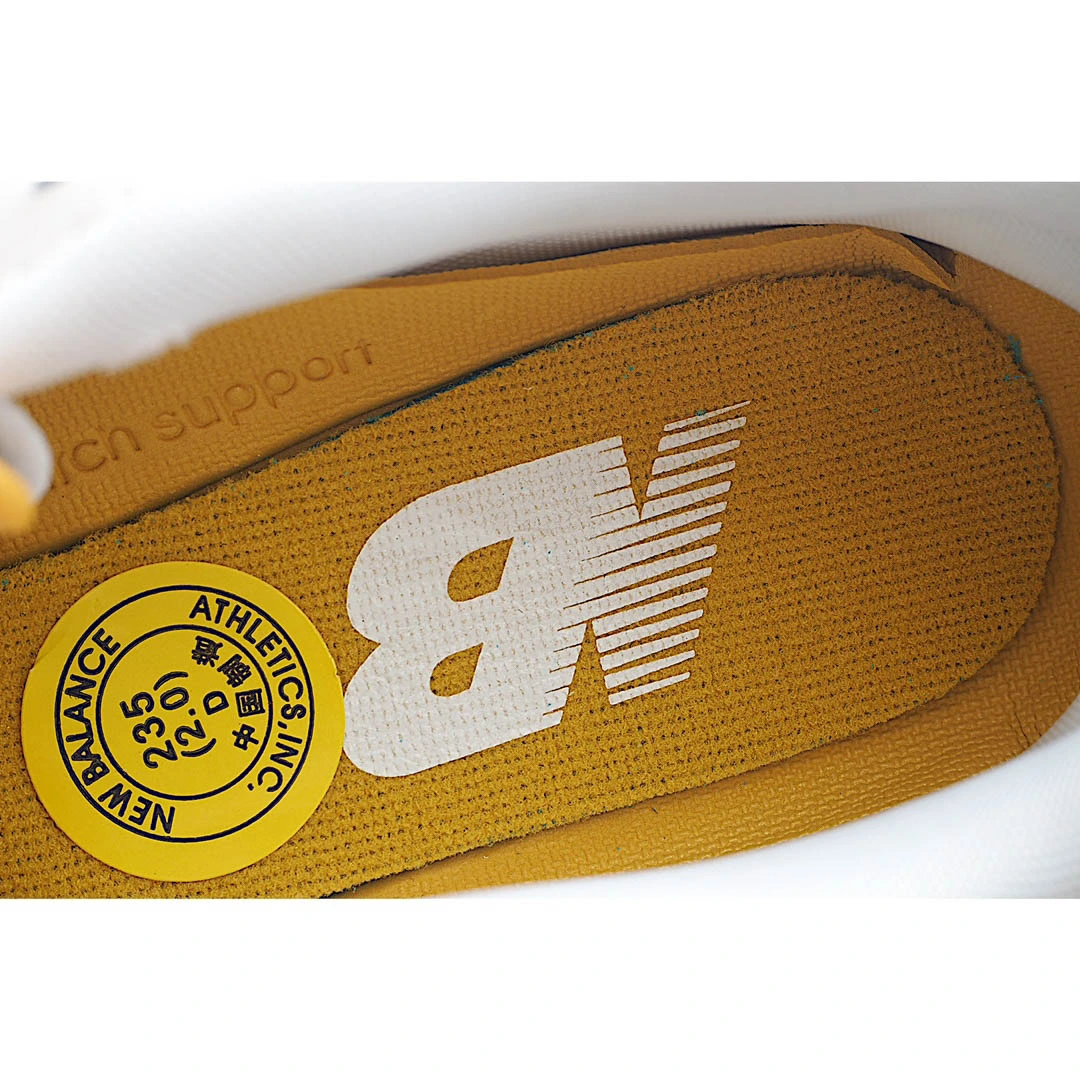 New Balance Low Top Casual Basketball Shoes