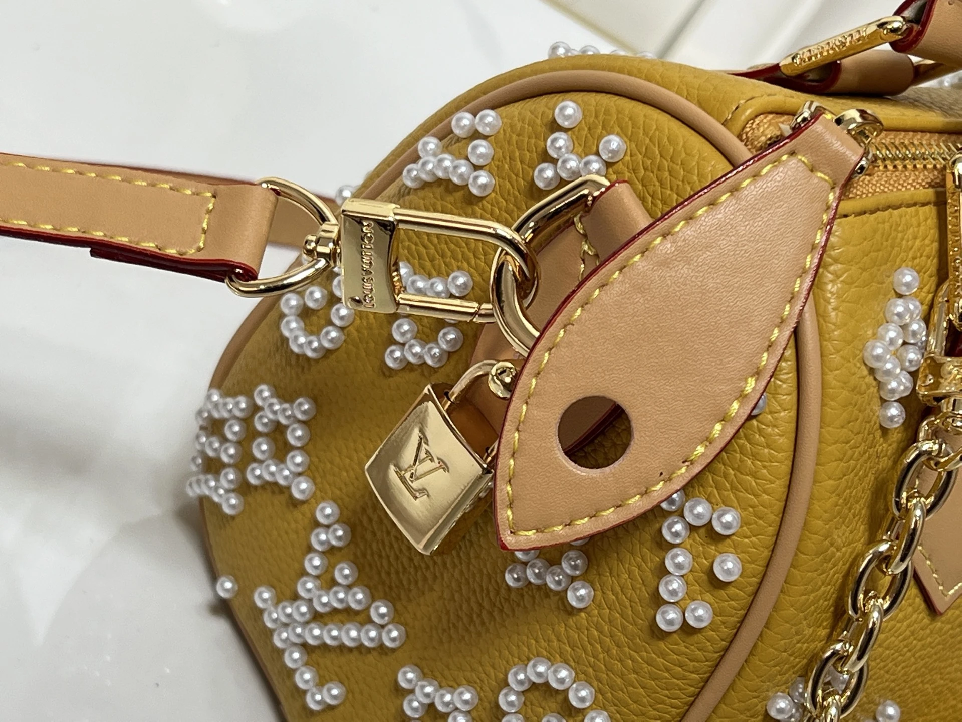 Louis Vuitton Speedy Bandoulière 20