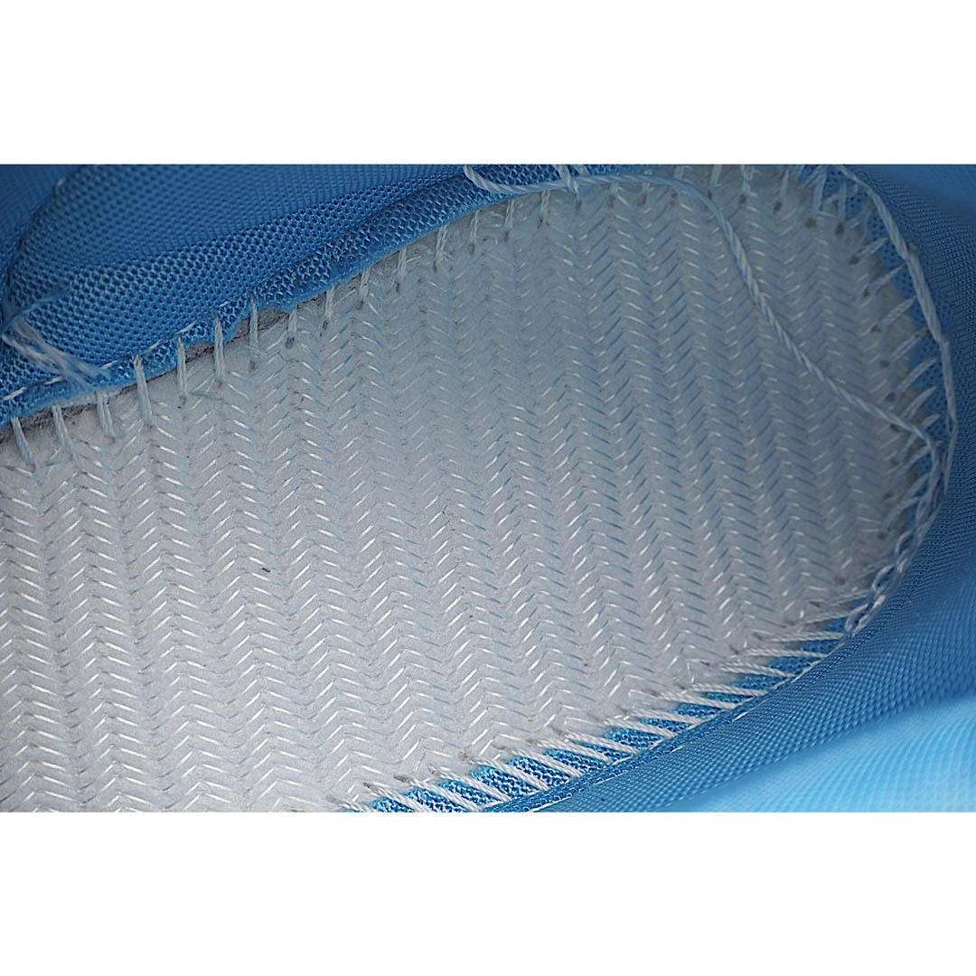 New Balance Low Top Casual Basketball Shoes