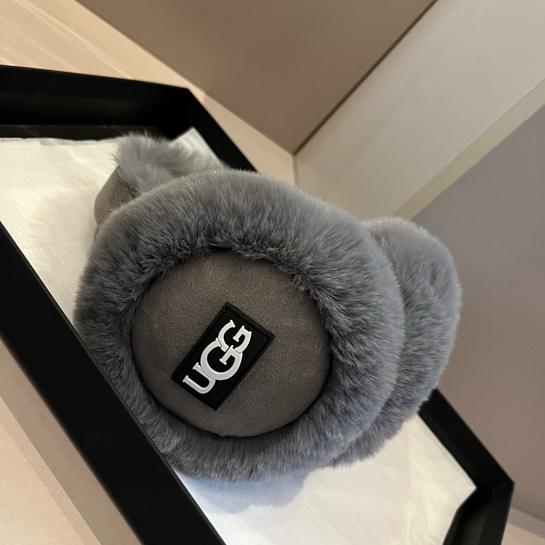UGG Earmuffs