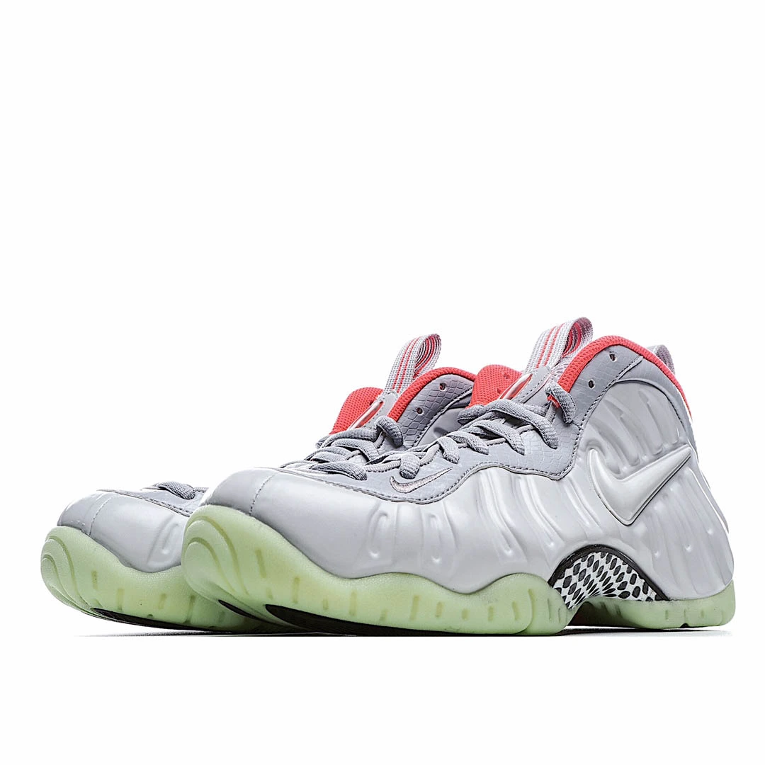 Nike Air Foamposite one  灰