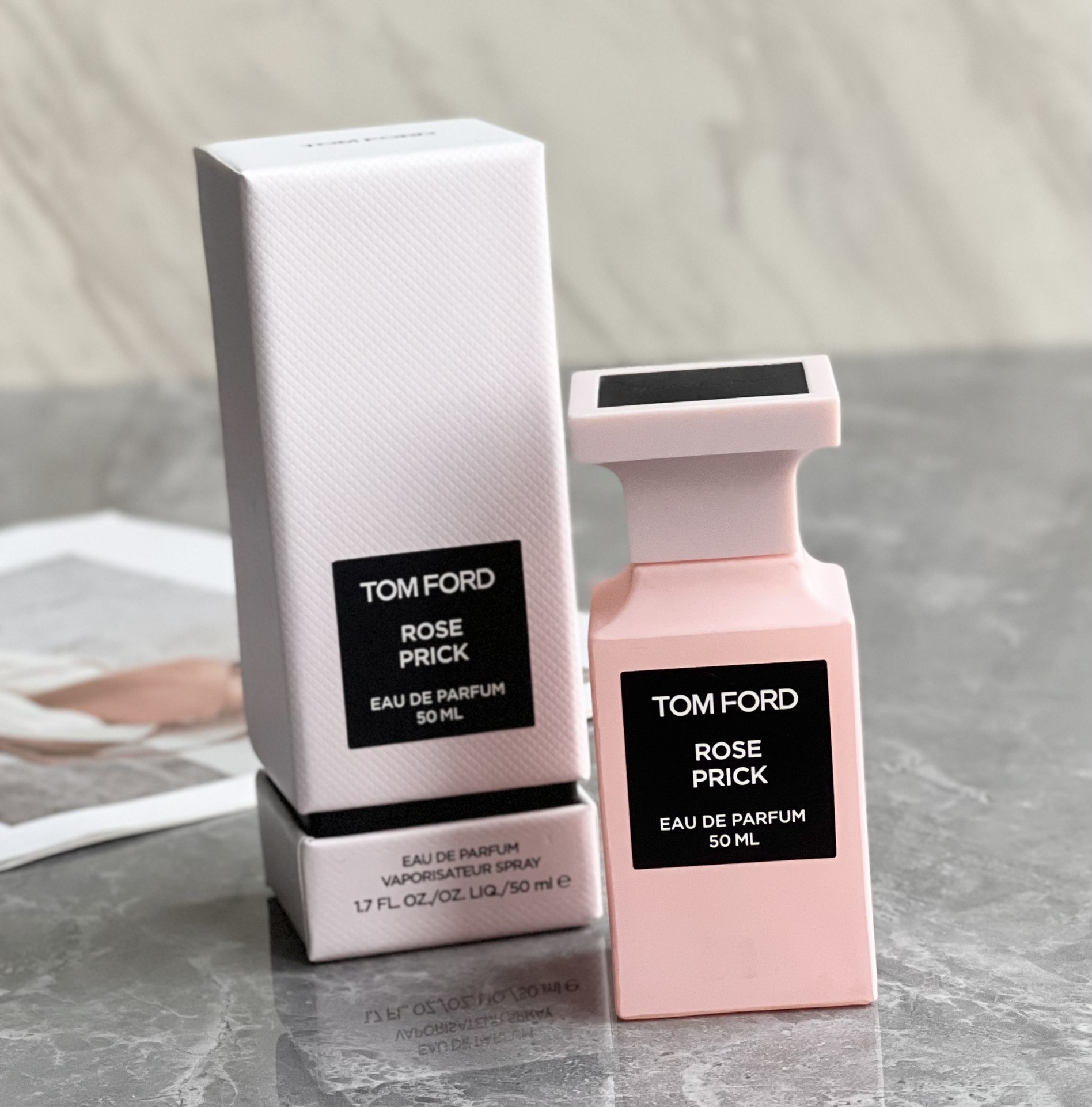 TOM FORD- Rose prick