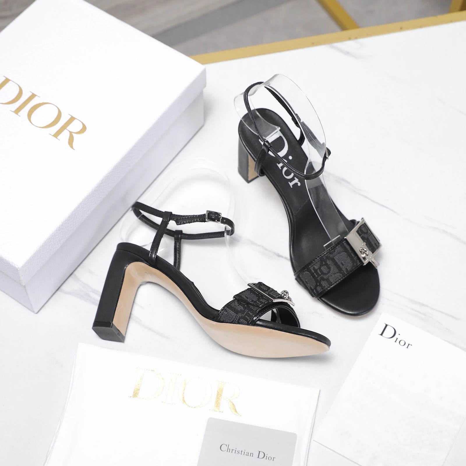 26 new Dior high-heeled sandals