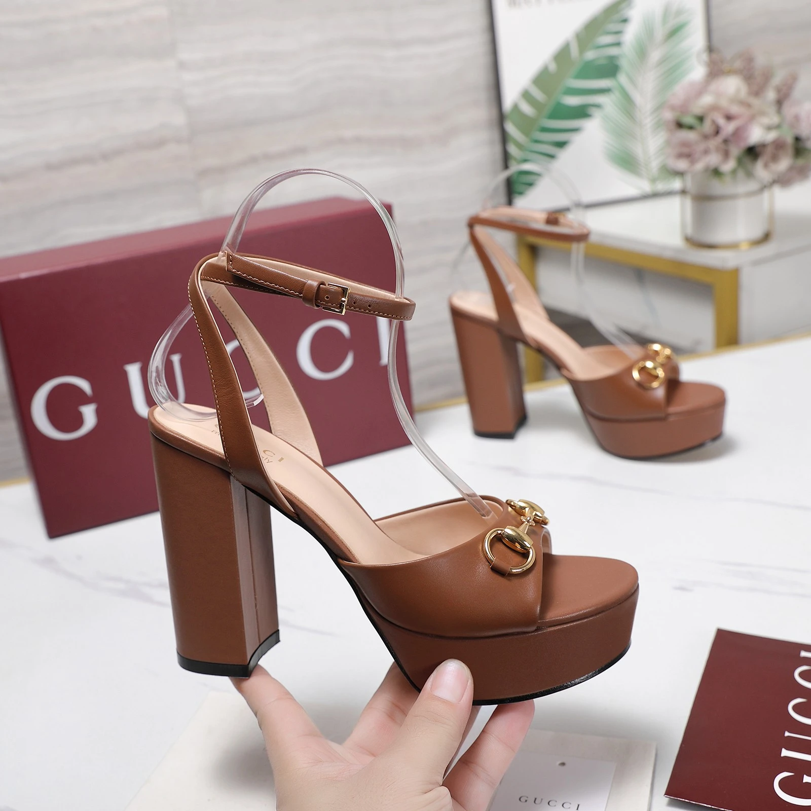 Gucci 2026 SS Round headed water table high-heeled sandals