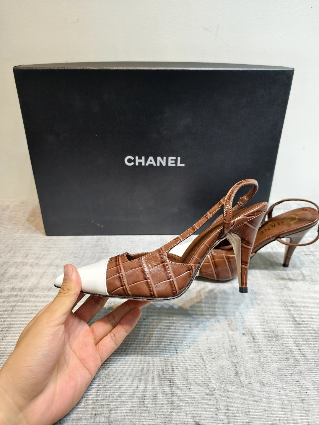 Chanel 26P Spring New Double C Single Shoes