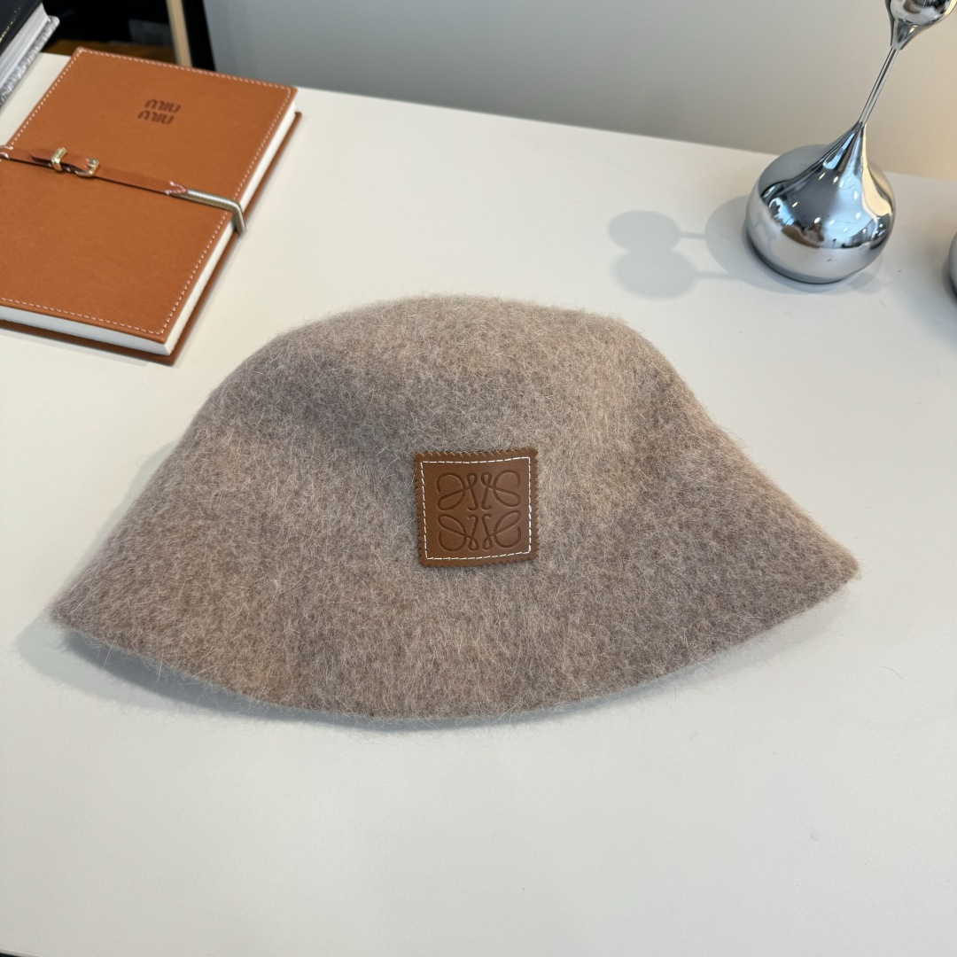 Loewe Bucket Hat