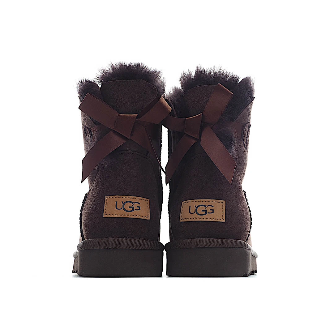 UGG Classic Mini series snow boots
