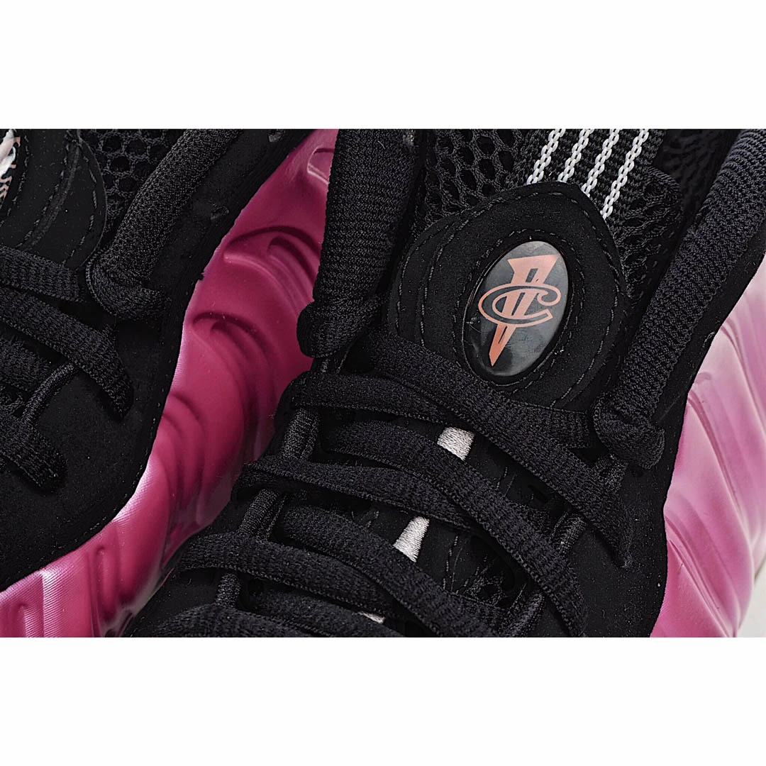 Nike Air Foamposite one 粉喷
