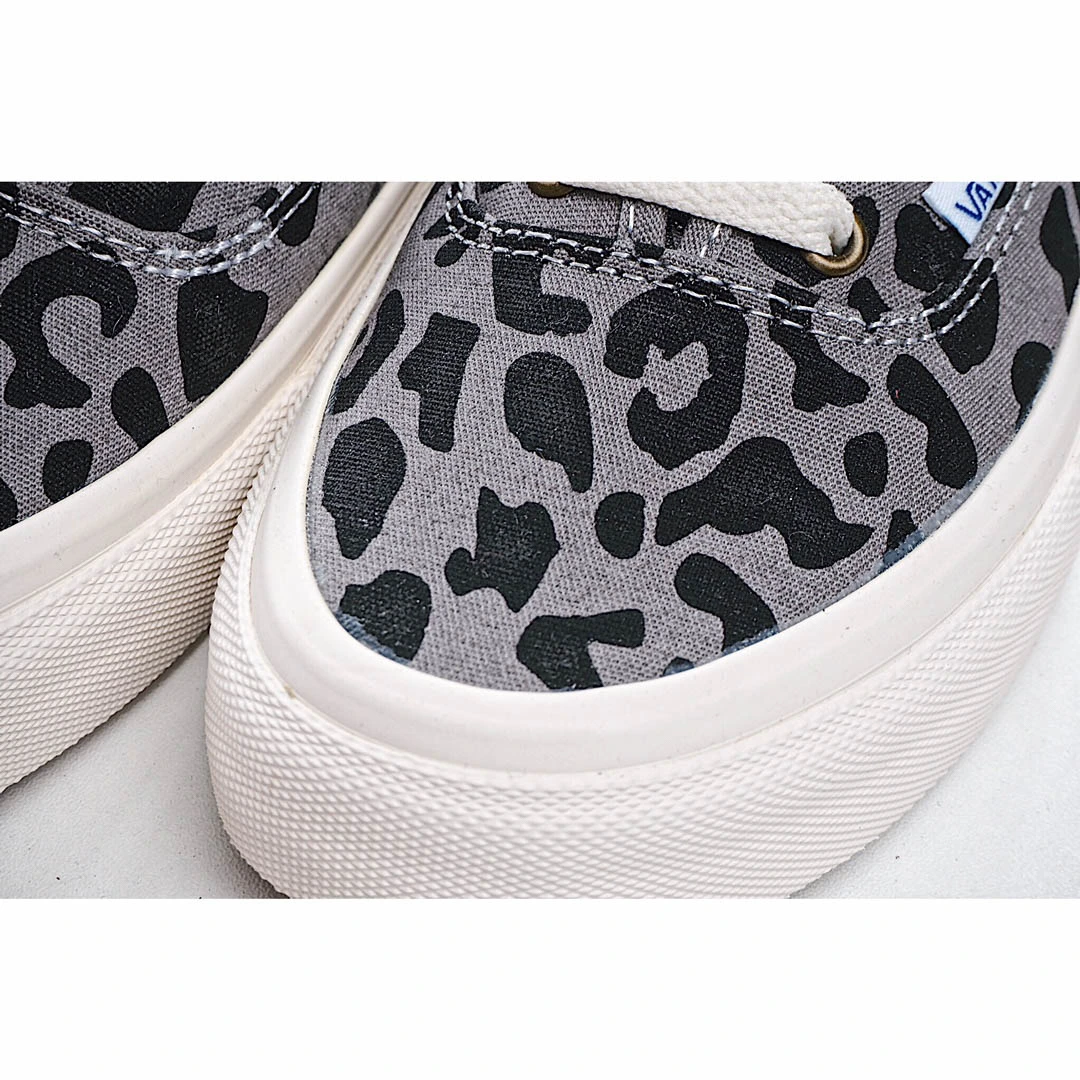 Vans Authentic Low-Top Sneakers