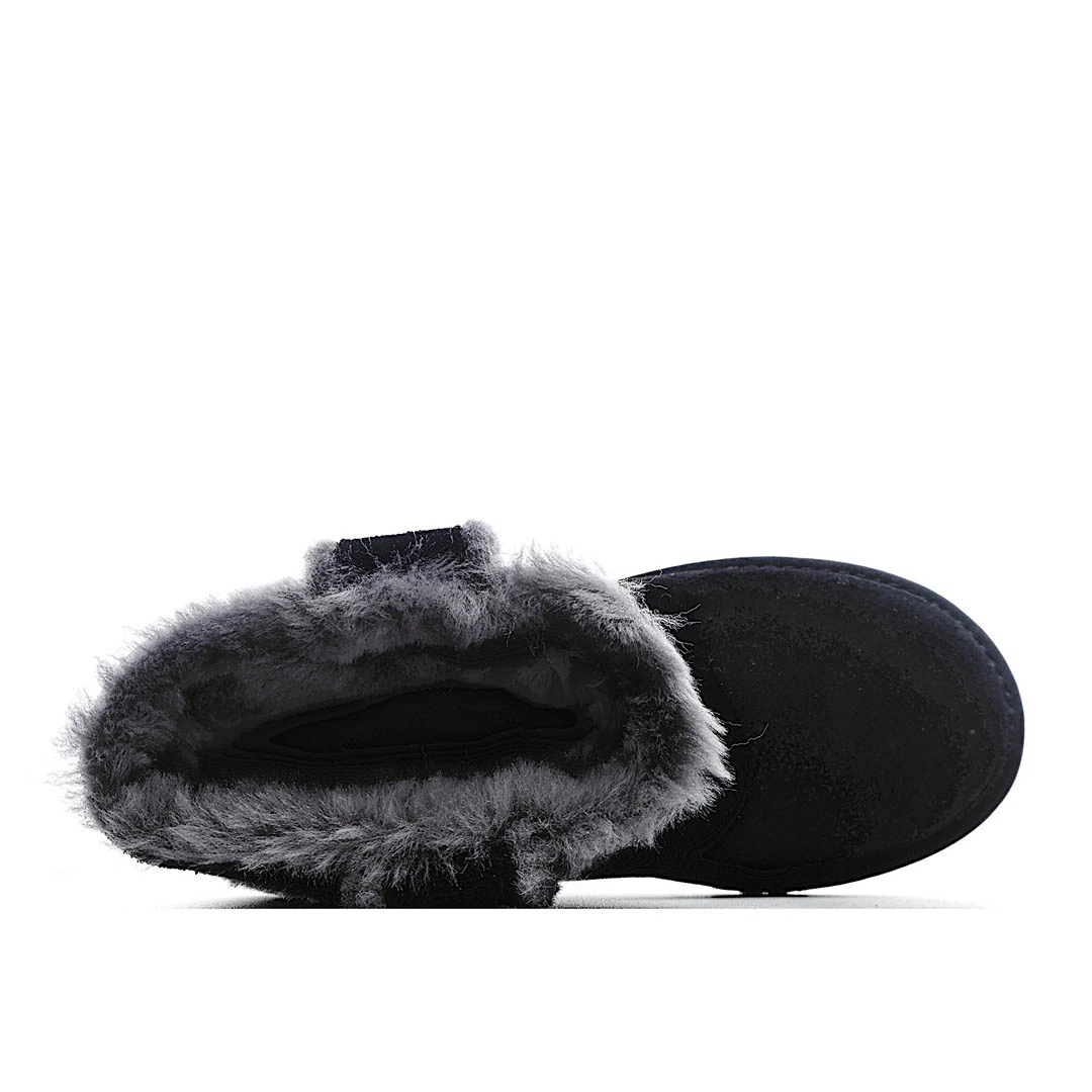 UGG Classic Mini series snow boots