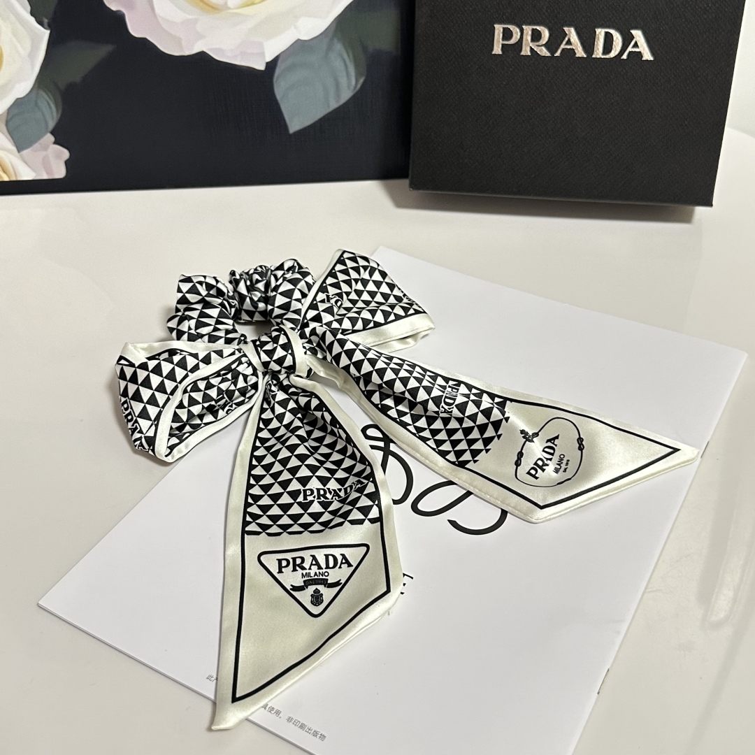 Prada hair loop
