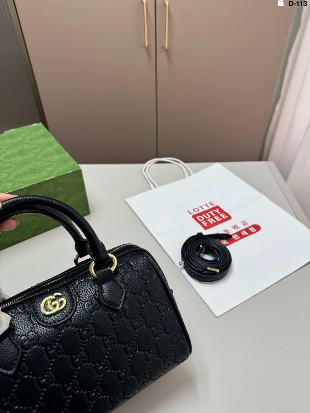 Gucci Boston