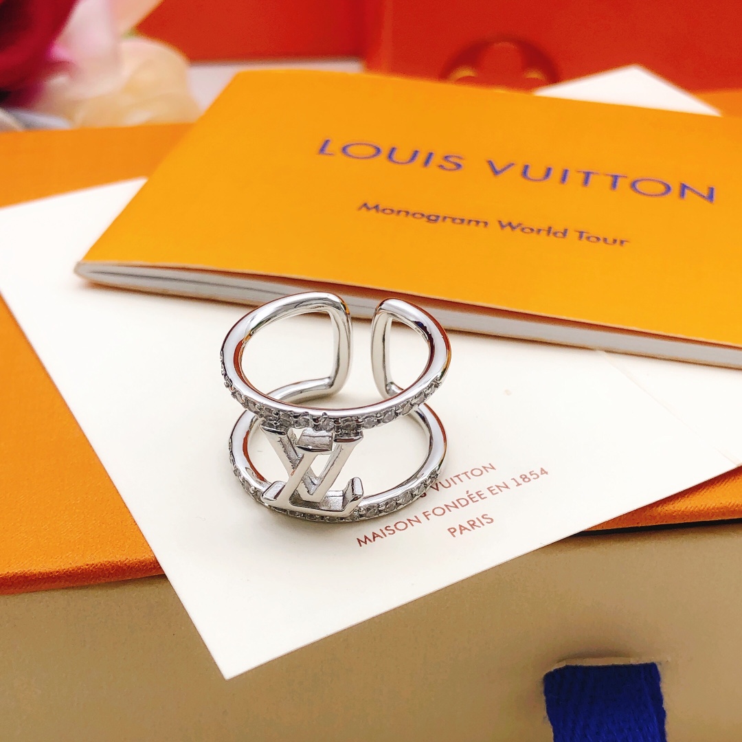 LV Ring