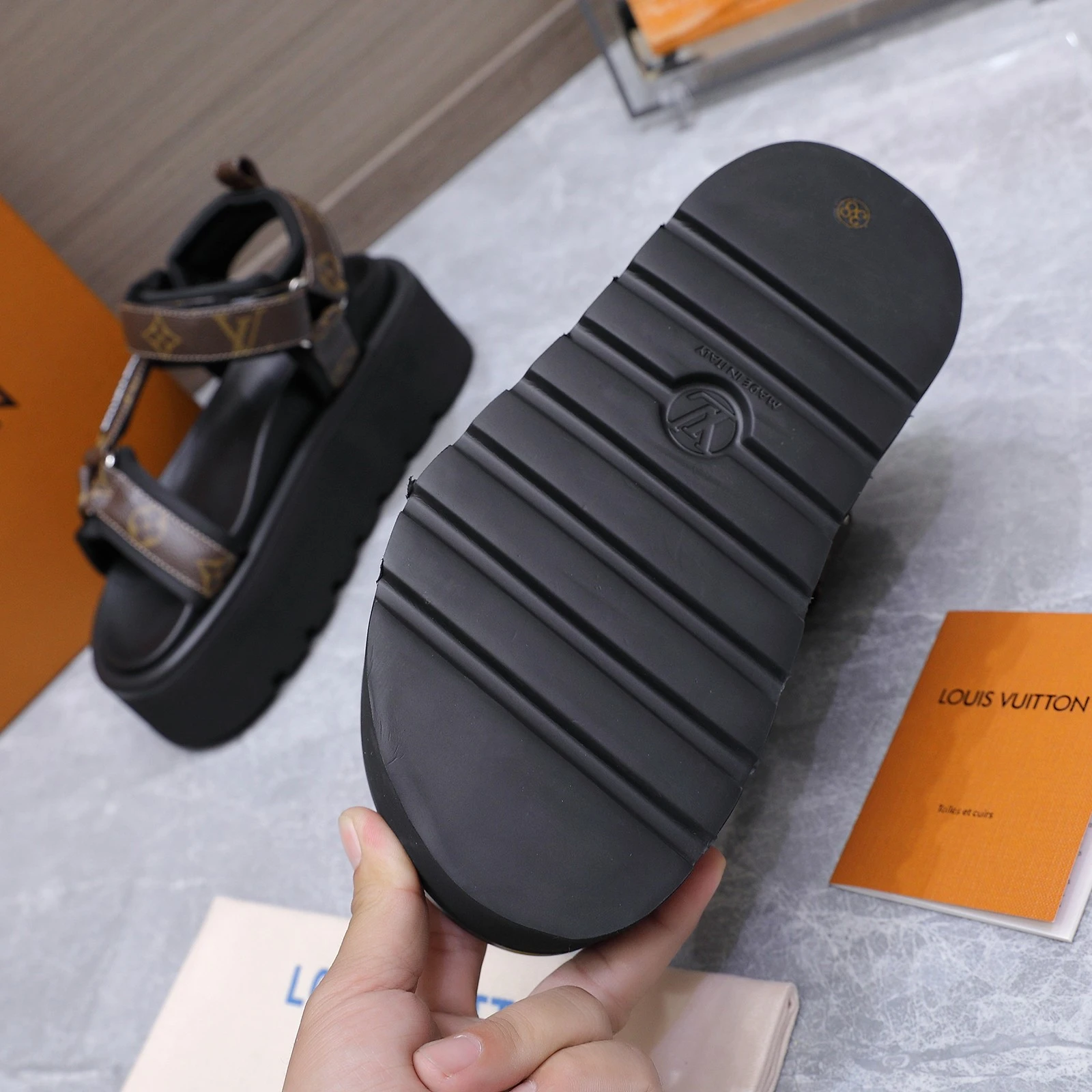 2026Louis Vuitton × BIRKENSTOCK