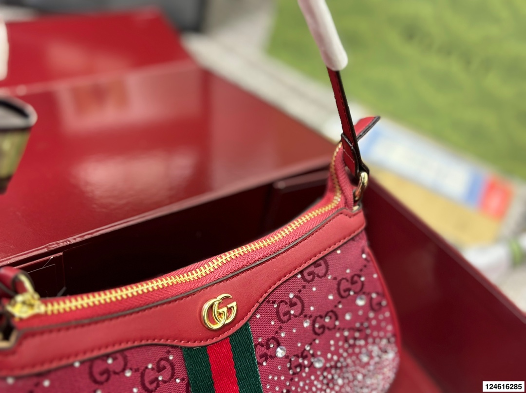 Gucci Hot Diamond Hobo Bag