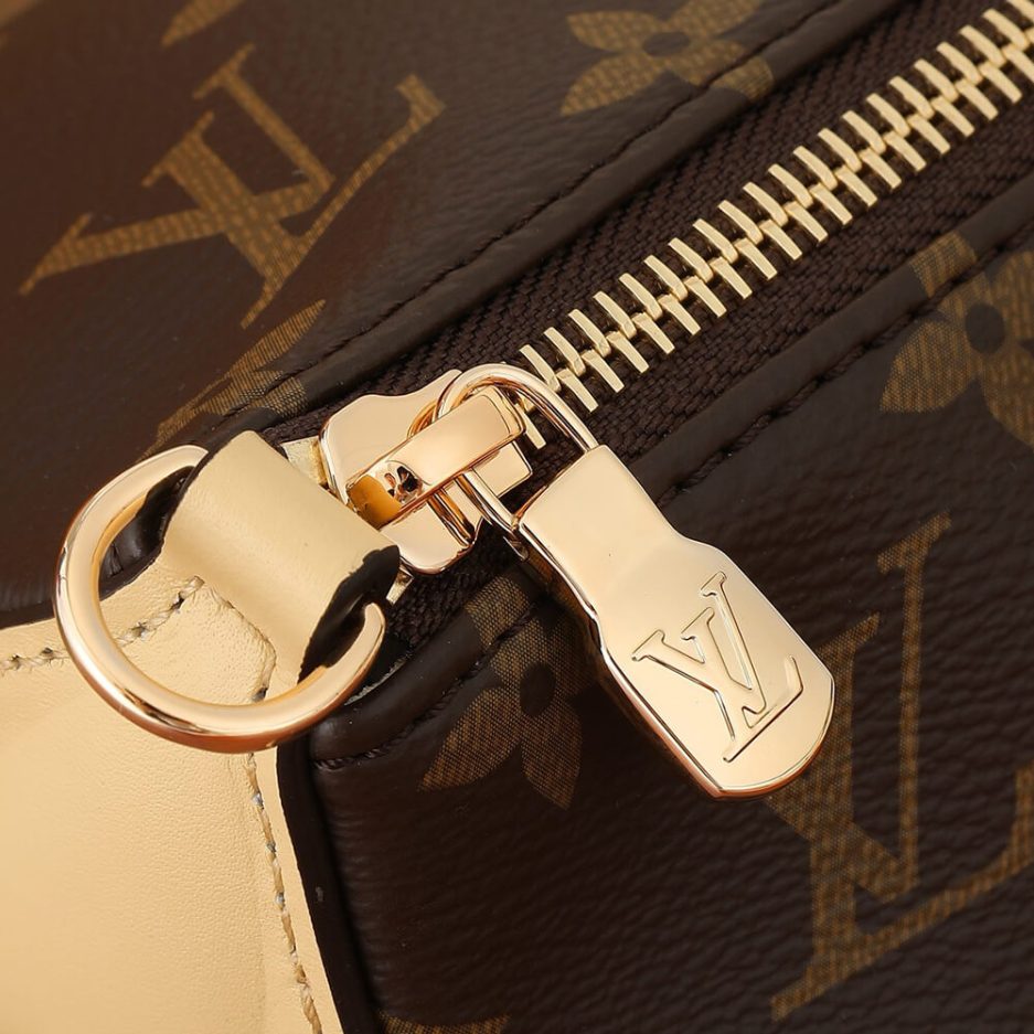 LV Bloom Pouch