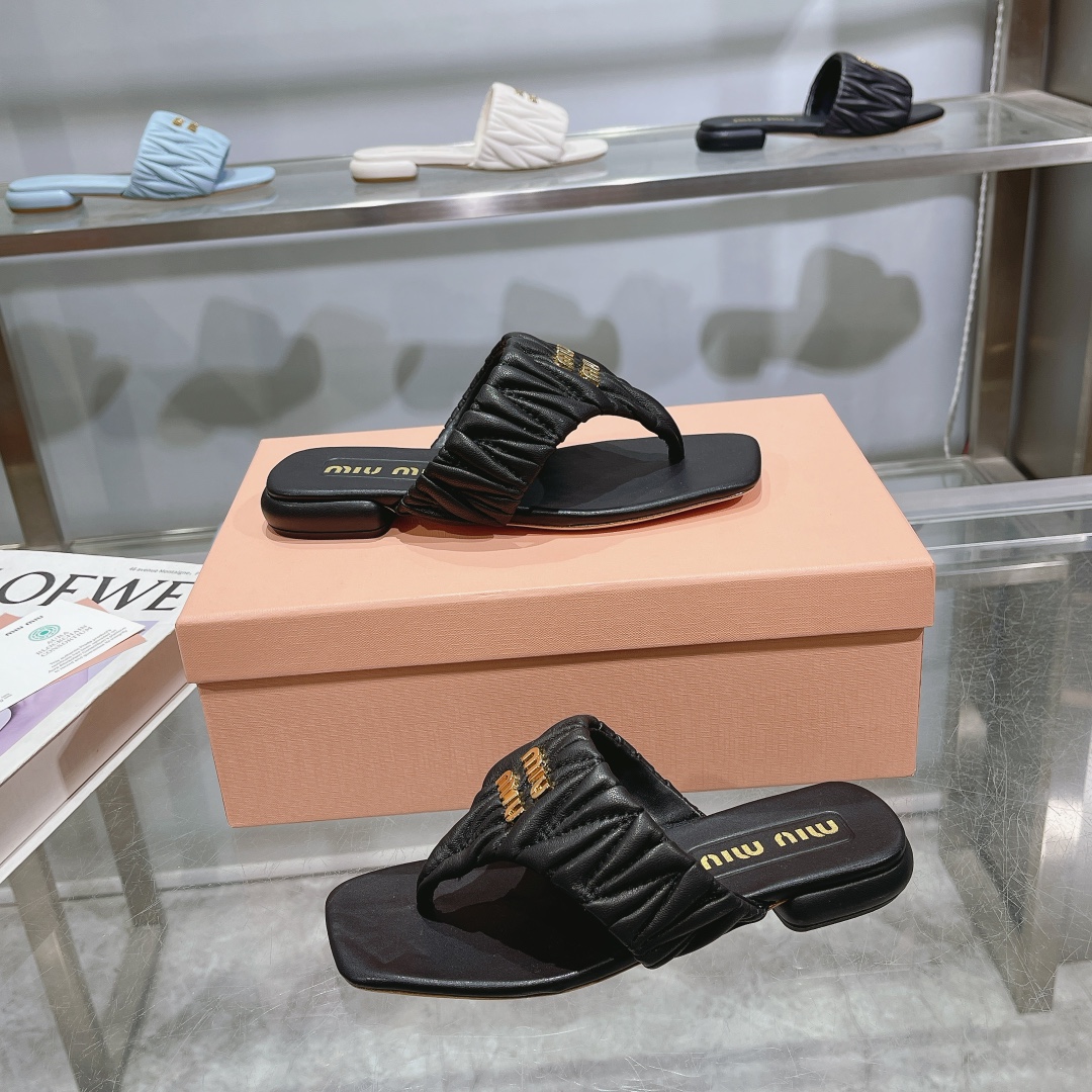 MiuMiu Slippers