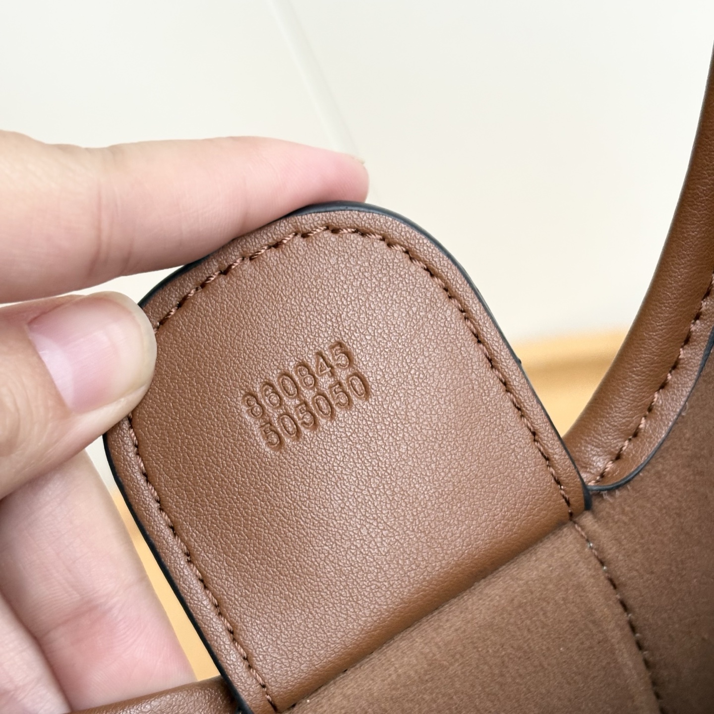 Gucci Giglio Tote Bag