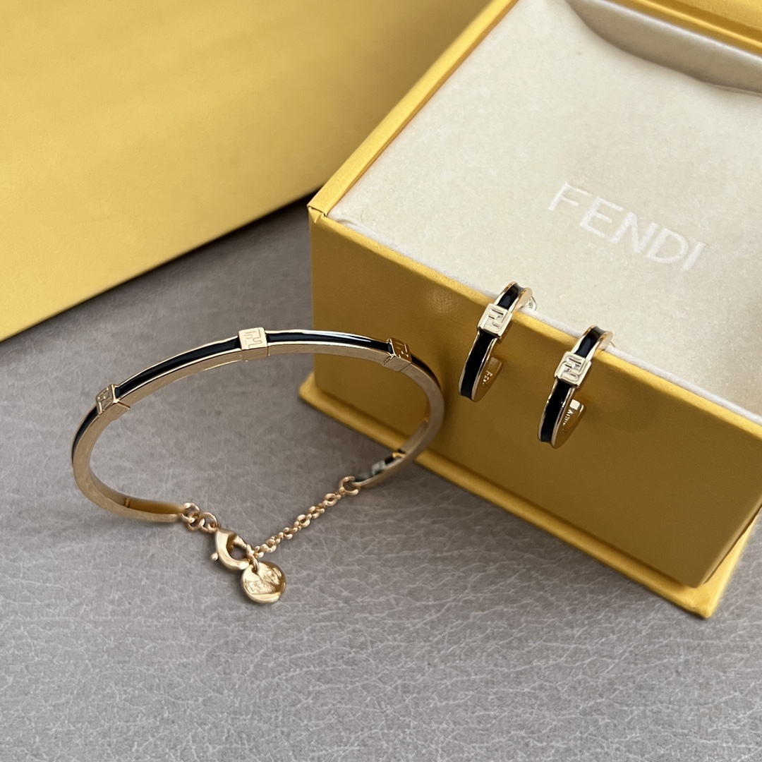 Fred Bracelet