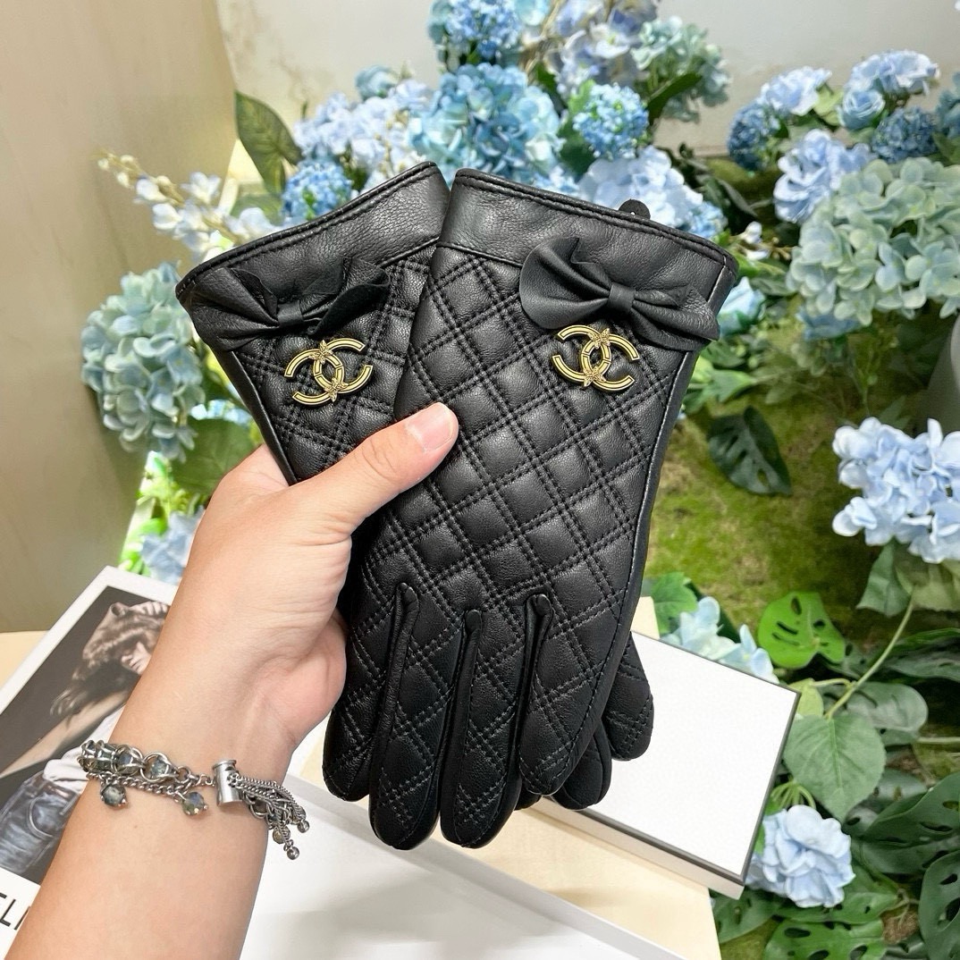 Chanel Gloves