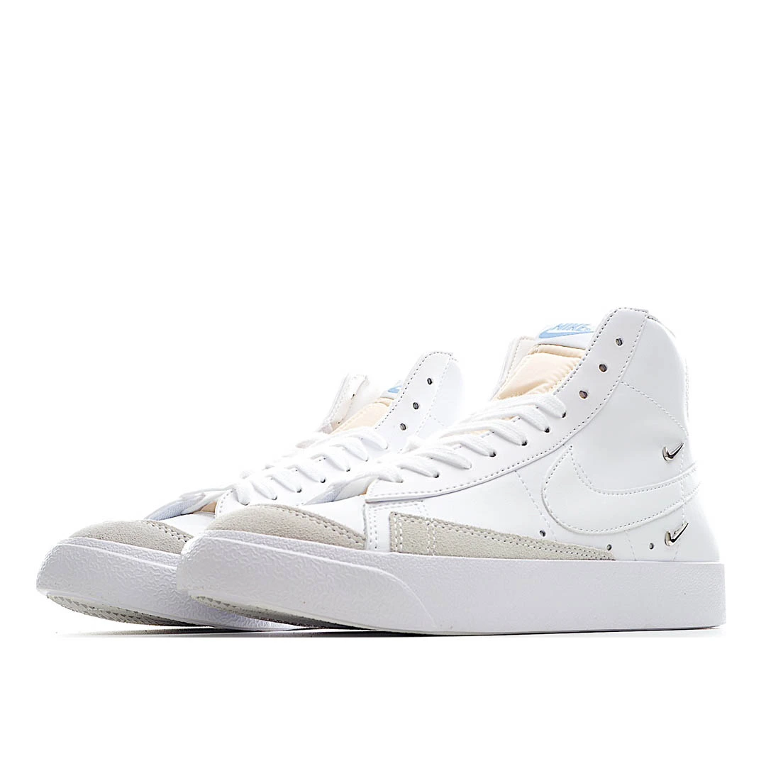 Nike Wmns Blazer Mid '77 SE 'Sisterhood - White Metallic Silver'