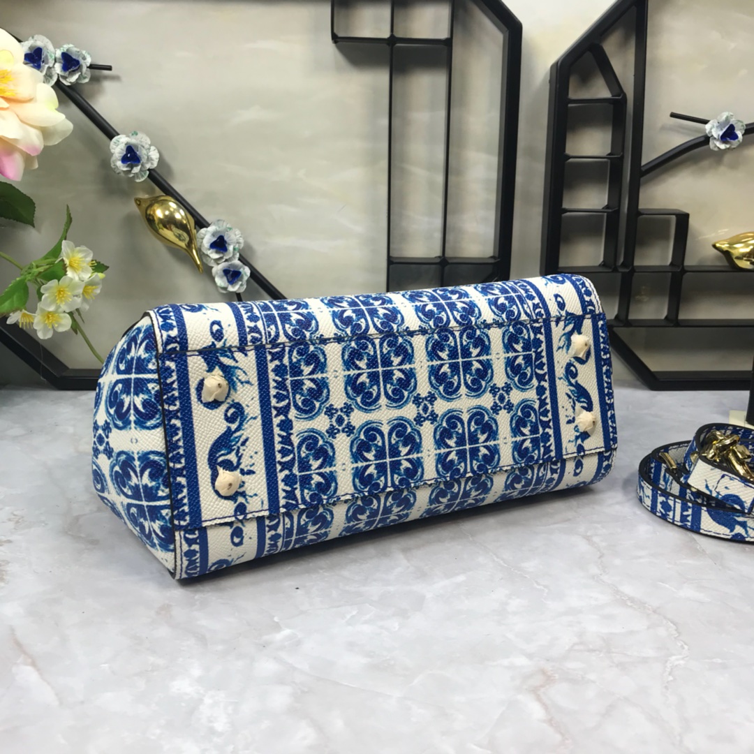Dolce & Gabbana Blue And White Porcelain Handle Bag