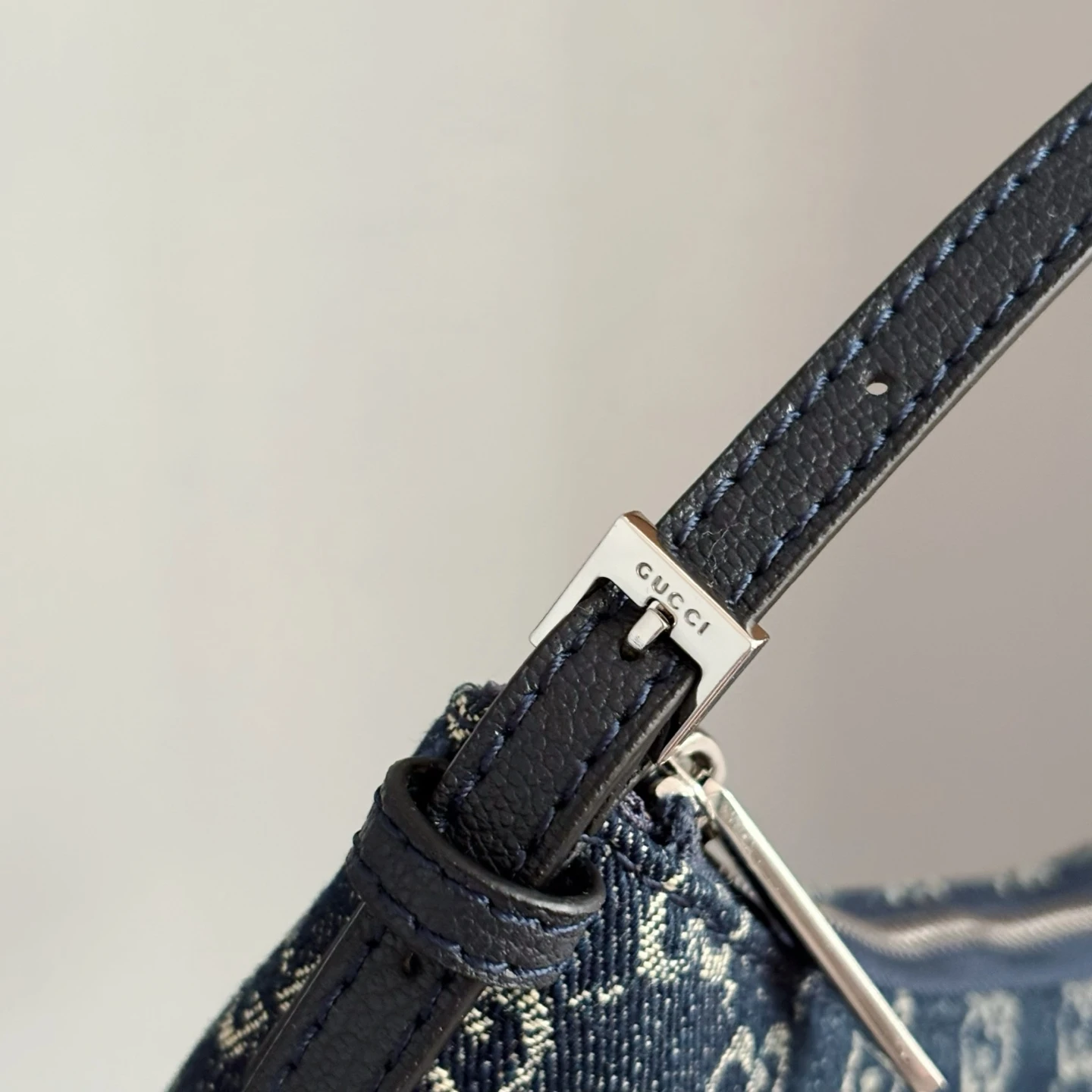 Lady Lunetta Shoulder Bag