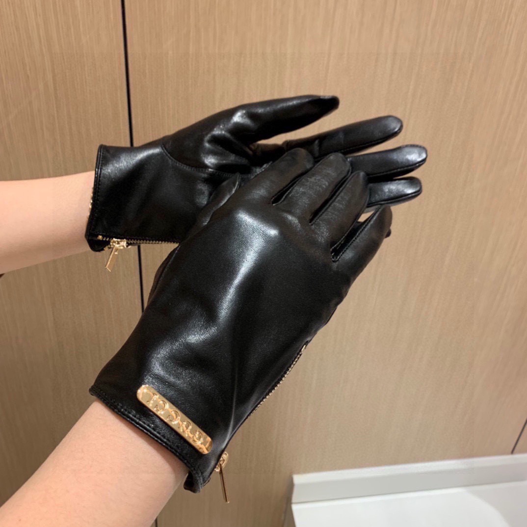 Gucci Gloves