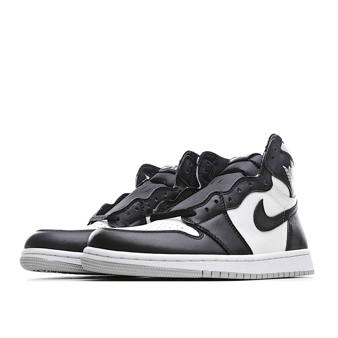Air Jordan 1 Retro High OG 'Black/White'