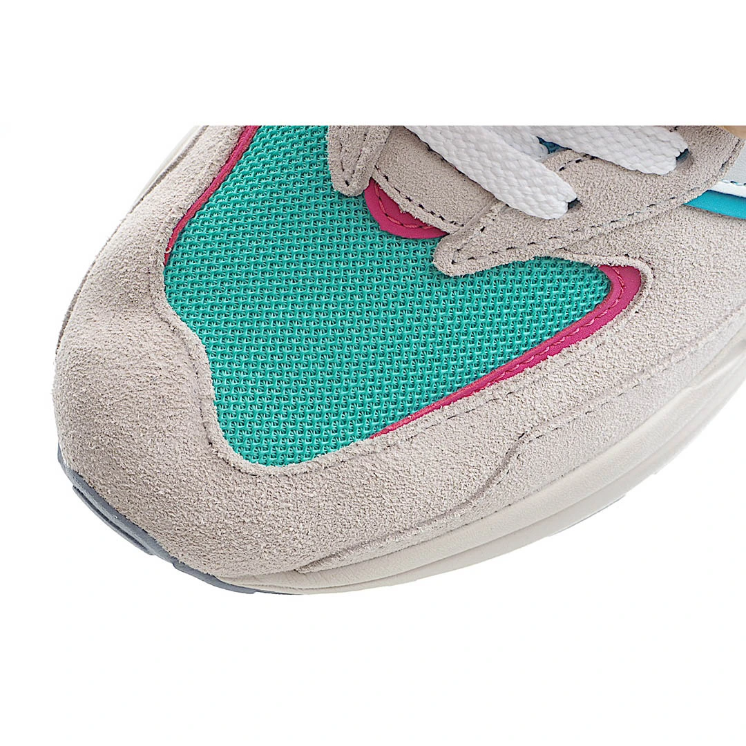 New Balance Casual Sneakers
