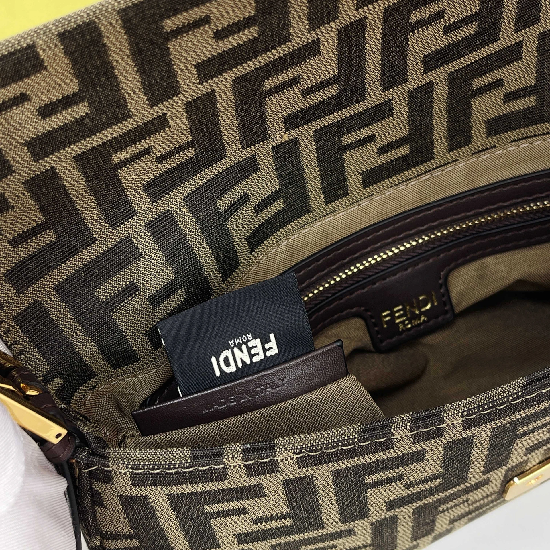 Fendi Baguette
