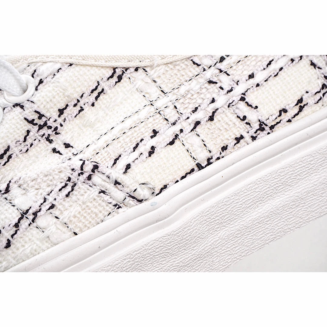 Vans Authentic Low-Top Sneakers