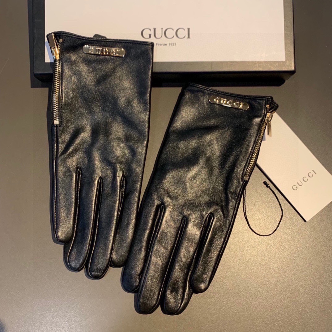 Gucci Gloves