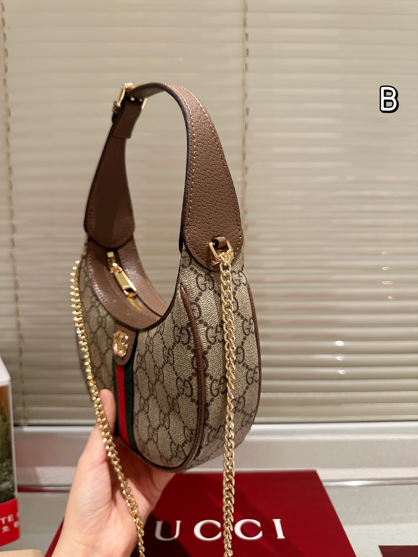 GG Marmont Handle Bag