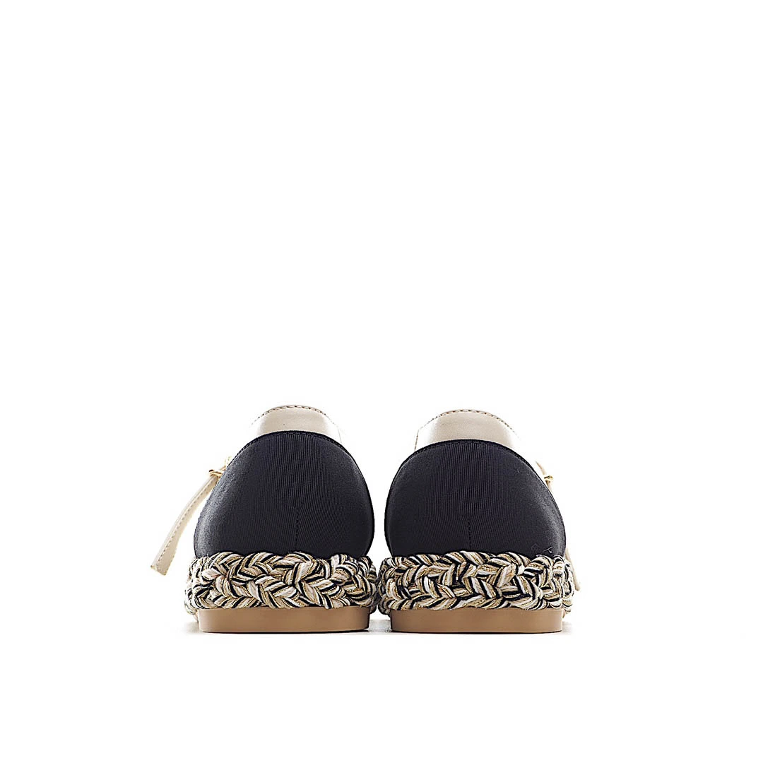 Chanel Casual Shoes Sneakers Classic